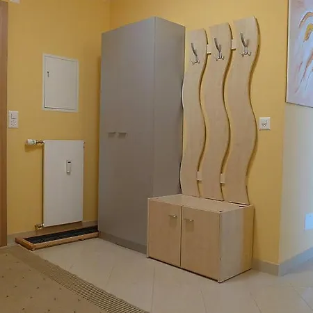 Διαμέρισμα Sleeps 4 Wifi
